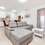 Διαμέρισμα Comfort Karla Ρόβινι
