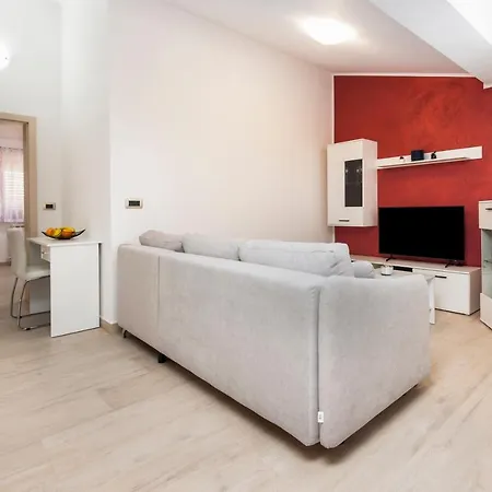 Comfort Karla Apartamento