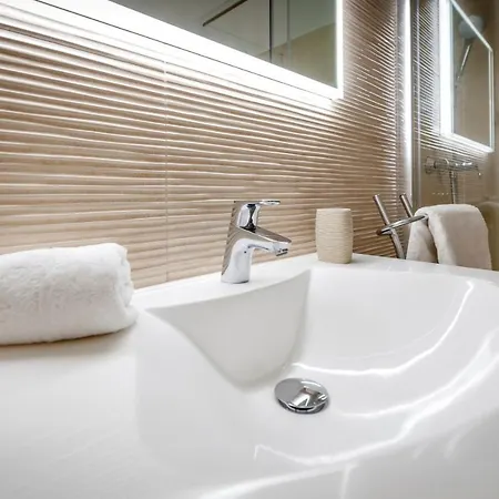 Comfort Karla Appartement *