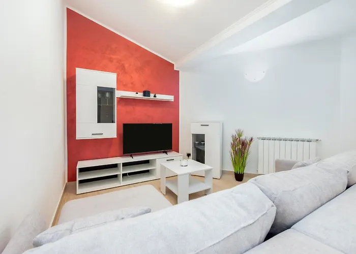 Comfort Karla Apartamento *